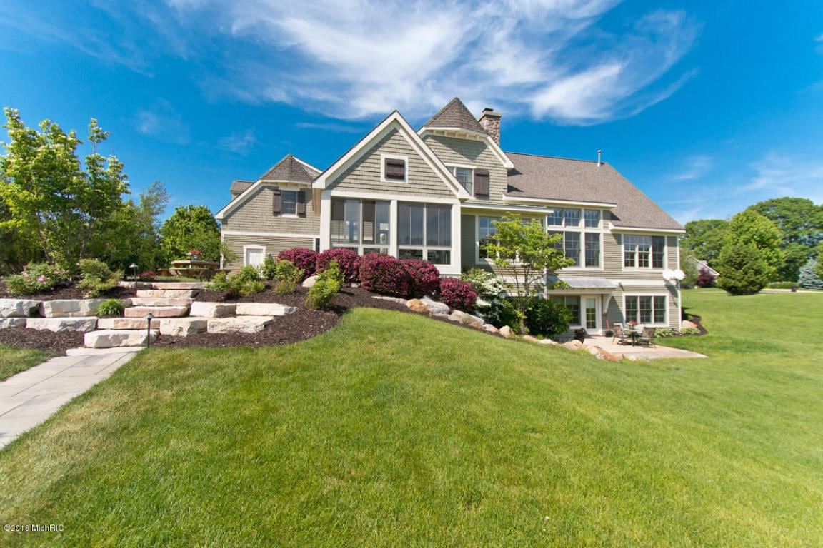 Darby - Home Design and Floor Plan - SketchPad House Plans